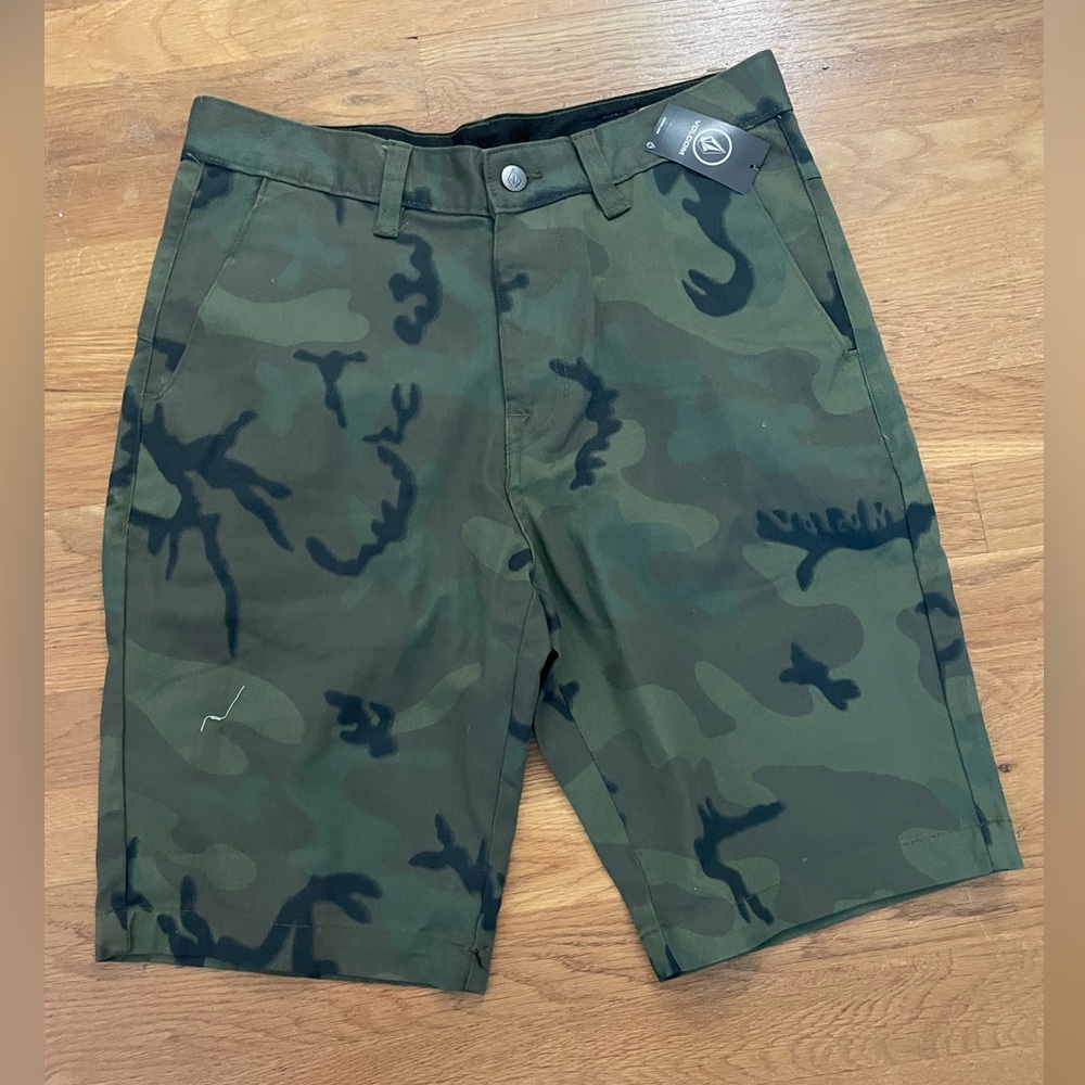 Volcom Green Camo Men's Shorts